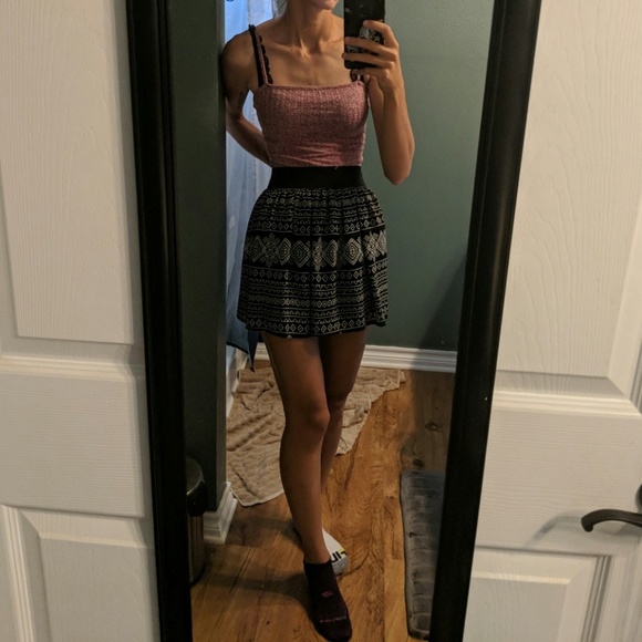 Black & White Aztec Print Skirt - Picture 2 of 2